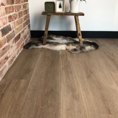 Authentic Rigid 5800 Classic Oak Light